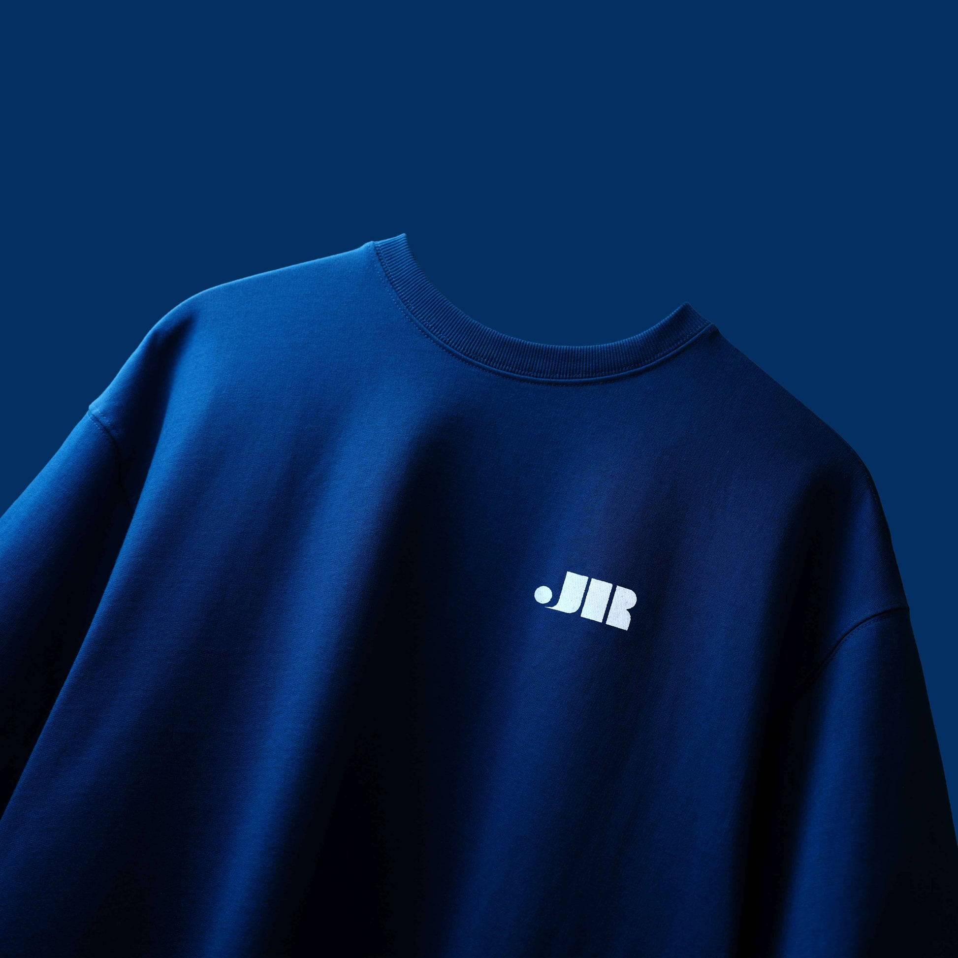 NAVY BASIC T-SHIRT