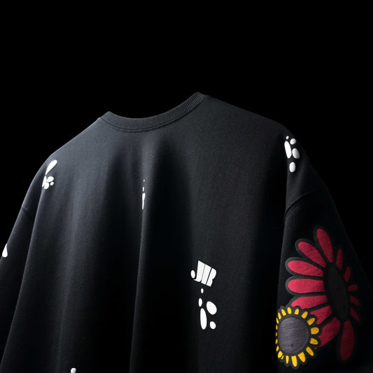 BLACK BUTTERFLY PAWS T-SHIRT (UNISEX)