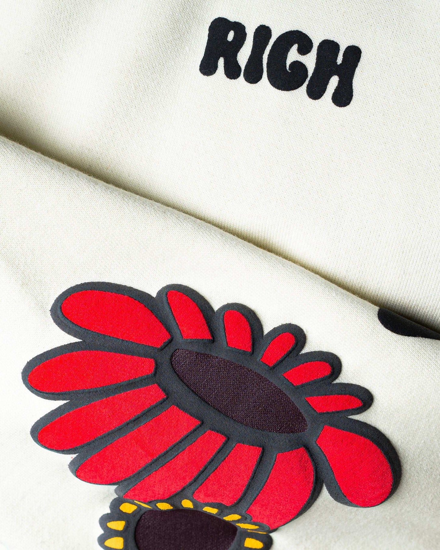 Jenzy Rich White Butterfly Puffed Print Premium Sweatshirt